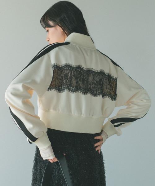 VANNIE U（ヴァニーユー）の「バックレーストラックジャケット