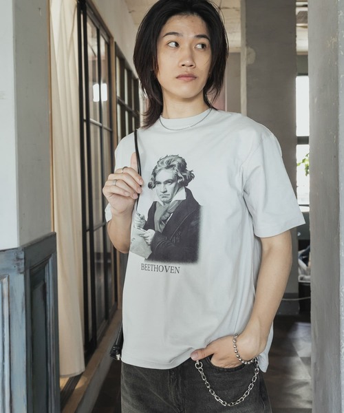 SENSE OF PLACE by URBAN RESEARCH(センスオブプレイスバイアーバンリサーチ)の「ヴィンテージライクTシャツ(ベートーヴェン)(Tシャツ/カットソー・メンズ・ホワイト/ブラック/ライトグレー/イエロー・MEDIUM/LARGE)」の6枚目の写真