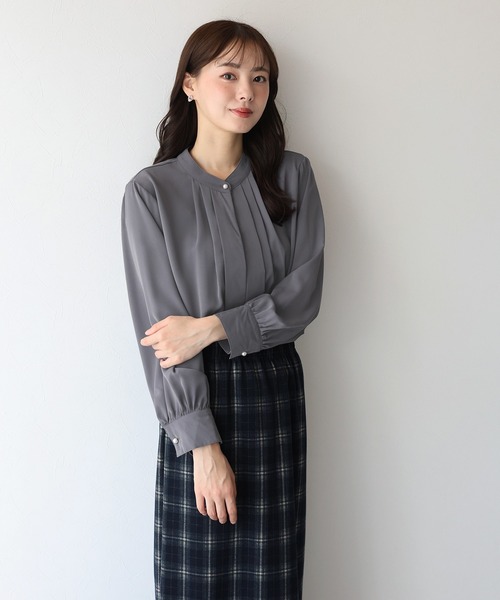 BLUEEAST（ブルーイースト）の「《新色追加》2WAYフロントタックブラウス（シャツ/ブラウス・レディース・ブラック/ホワイト/ブルー/ベージュ/ホワイト系/チャコールグレー/ネイビー・MEDIUM）」の4枚目の写真