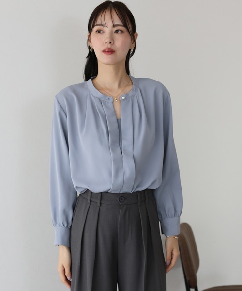 BLUEEAST（ブルーイースト）の「《新色追加》2WAYフロントタックブラウス（シャツ/ブラウス・レディース・ブラック/ホワイト/ブルー/ベージュ/ホワイト系/チャコールグレー/ネイビー・MEDIUM）」の9枚目の写真