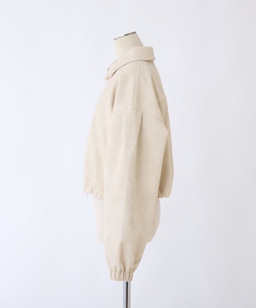 one after another NICE CLAUP(ワンアフターアナザーナイスクラップ)の「レザーライクショートブルゾン(ライダースジャケット・レディース・アイボリー/チャコールグレー/ブラウン・FREE)」の18枚目の写真