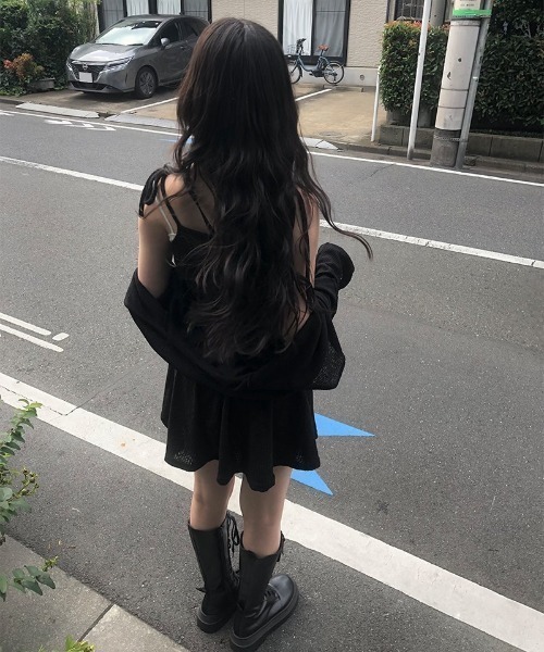 anyonemore(エニワンモア)の「肩紐調節ミニ丈キャミニットワンピースセット(ワンピース・レディース・ブラック・FREE)」の15枚目の写真