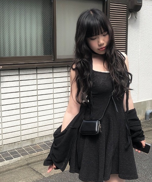 anyonemore(エニワンモア)の「肩紐調節ミニ丈キャミニットワンピースセット(ワンピース・レディース・ブラック・FREE)」の5枚目の写真