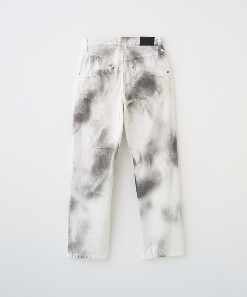 Juha（ユハ）の「SPRAY WORK DENIM PANTS（デニムパンツ・メンズ・ホワイト×ブラック・4/3/2）」の3枚目の写真