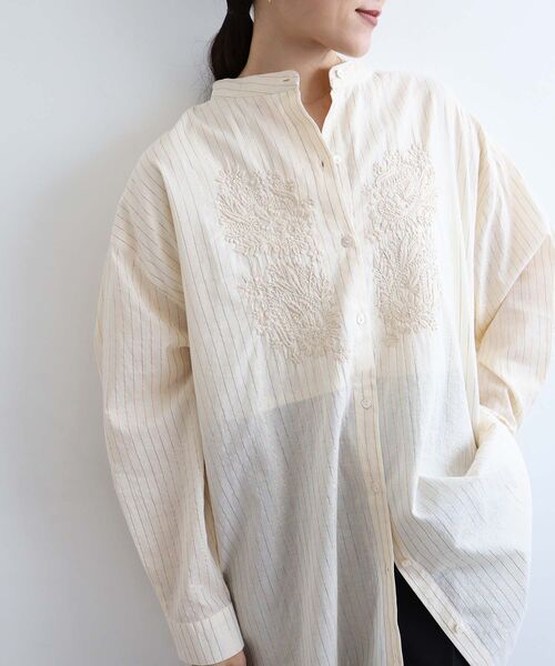 【セール】Fanaka ラメストライプ刺繍ブラウス（シャツ/ブラウス）｜le.coeur blanc（ルクールブラン）