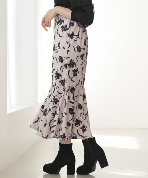 ソフトベロアフラワージャガードマーメイドスカート（スカート