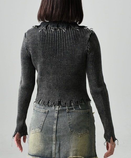 .KOM(ドットコム)の「A'GEM/9 × .kom 『.KOM/ドットケーオーエム』 ニットダメージZIPトップス(ニット/セーター・レディース・チャコールグレー/ブラウン・FREE)」の7枚目の写真