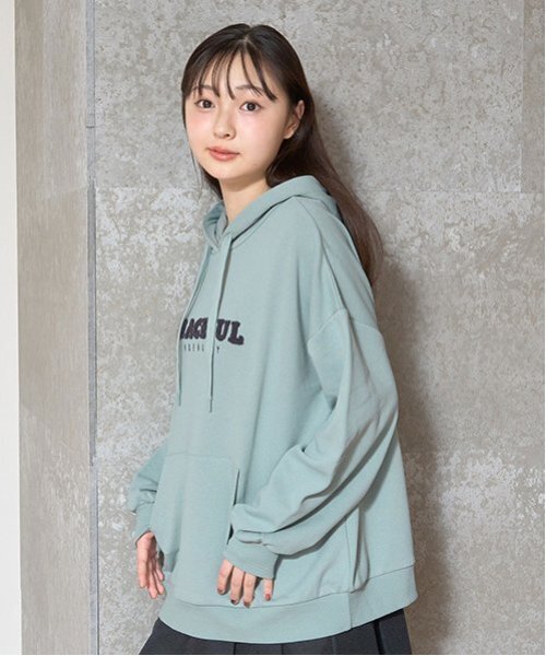♡♡新品未使用タグ付き♡♡33℃♡♡サーティースリー♡♡パーカー♡♡ 10/6 Fri 21:00 オンライン再販決定❤️‍🩹 【Heart logo hoodie