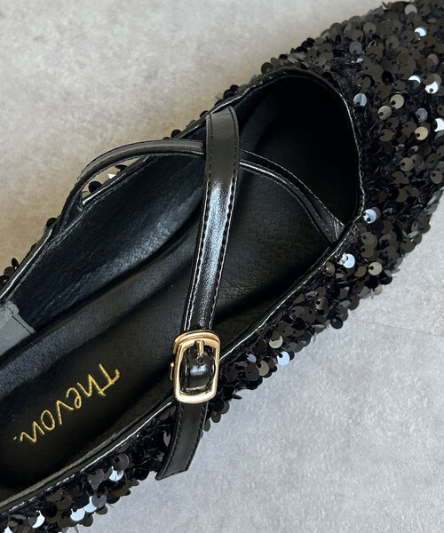 Thevon（ゼボン）の「クロスベルトスパンコールパンプス（パンプス・レディース・ブラック/ゴールド・M/L）」の9枚目の写真