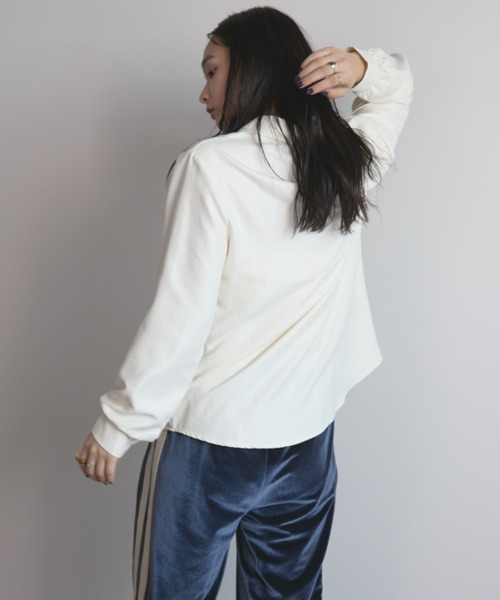 MERLOT（メルロー）の「オーバーサイズベーシックシャツ/イージーケア（シャツ/ブラウス・レディース・ブルー/アイボリー・FREE）」の19枚目の写真