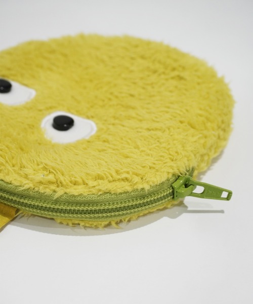 GLOBAL FORME CONCRETE（グローバルフォルムコンクリート）の「【AND PACKABLE】ZPO モフモフ フライングモンスター ポーチ（ポーチ・レディース・オレンジ/イエロー/ターコイズブルー/グレー・FREE）」の6枚目の写真