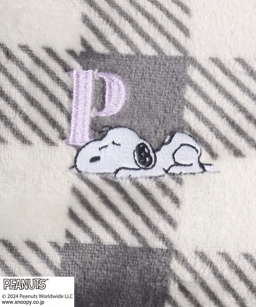 PEANUTS(ピーナッツ)の「PEANUTS SNOOPY(ピーナッツ スヌーピー)キャラクターふわもこボアフリース起毛チェック柄パジャマ/シャツトップス&パンツ上下セット(ルームウェア/パジャマ・レディース・チャコールグレー/レッド・M/L)」の22枚目の写真