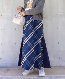 Q | メモリーサイドZIPスカート(スカート)