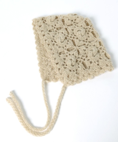 LOWRYS FARM（ローリーズファーム）の「クロシェボンネット 240915（ニットキャップ/ビーニー・レディース・チャコールグレー/ベージュ・FREE）」の5枚目の写真