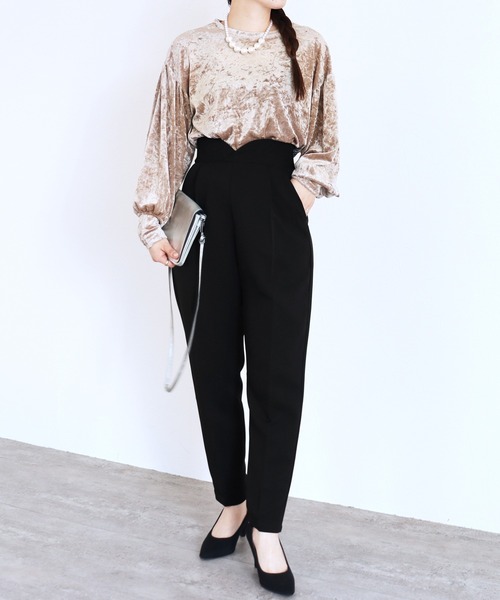 reca(レカ)の「ハイウエストテーパードパンツ(スーツパンツ・レディース・ベージュ/ブラック・M)」の9枚目の写真