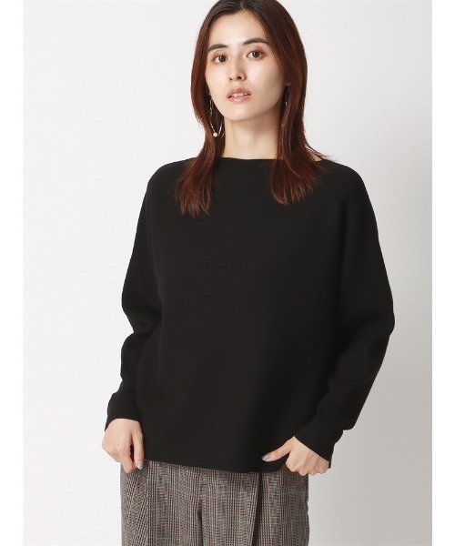 SUIT SQUARE（スーツスクエア）の「ボートネックニット ドルマンスリーブ ハンドウォッシュ レーヨンストレッチ 無地（ニット/セーター・レディース・ブラック/ブルー/イエロー/オフホワイト・38(9号)）」の3枚目の写真