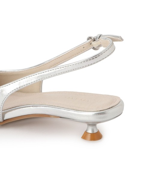 Juze(ジュゼ)の「スリングバックリボンミュール(パンプス・レディース・シルバー/ブラック・M/S/L)」の9枚目の写真