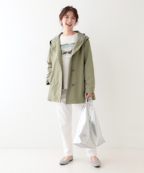 SHOO・LA・RUE(シューラルー)の「【S-LL/撥水/花粉対策】フーディーテントブルゾン(ブルゾン・レディース・ベージュ/ネイビー/カーキ・01/02/03/04)」の6枚目の写真