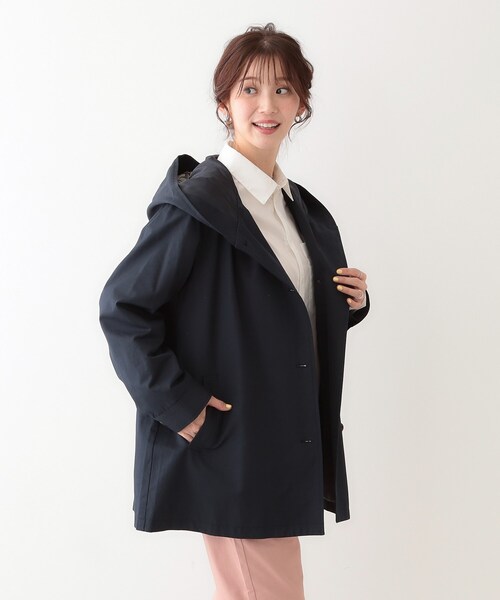 SHOO・LA・RUE(シューラルー)の「【S-LL/撥水/花粉対策】フーディーテントブルゾン(ブルゾン・レディース・ベージュ/ネイビー/カーキ・01/02/03/04)」の13枚目の写真