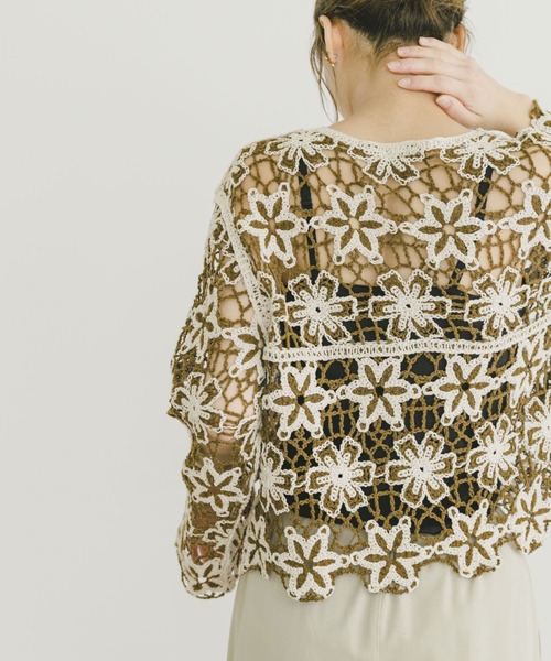 ITEMS URBANRESEARCH（アイテムズ アーバンリサーチ）の「フラワーモチーフニットカーディガン（カーディガン/ボレロ・レディース・ベージュ/ブラウン系その他・FREE）」の10枚目の写真