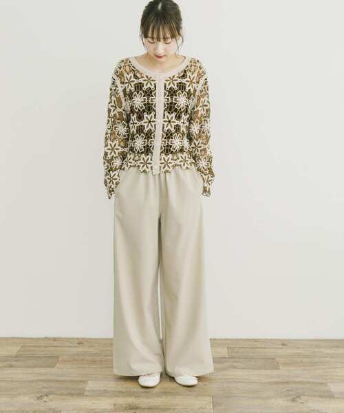 ITEMS URBANRESEARCH（アイテムズ アーバンリサーチ）の「フラワーモチーフニットカーディガン（カーディガン/ボレロ・レディース・ベージュ/ブラウン系その他・FREE）」の11枚目の写真