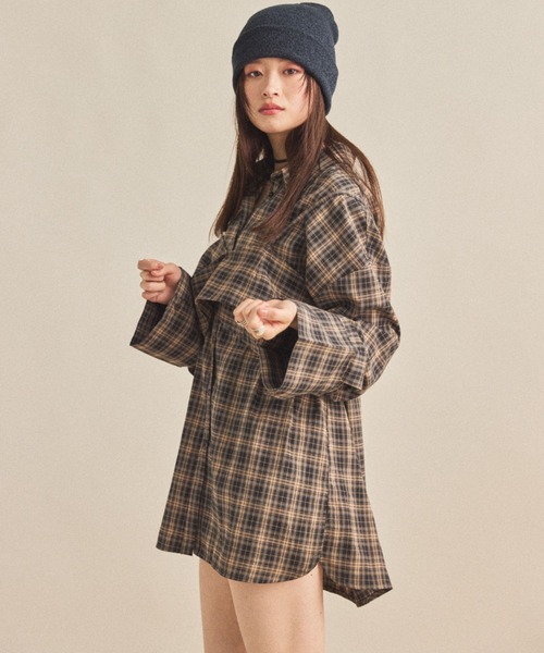 MIRROR STOKE（ミラーストーク）の「≪WEB限定≫【新色追加】BUSTIER SHIRT/ビスチェシャツ（シャツ/ブラウス・レディース・サックスブルー/ブルー/ブラック/オレンジ/アイボリー・MEDIUM）」の7枚目の写真