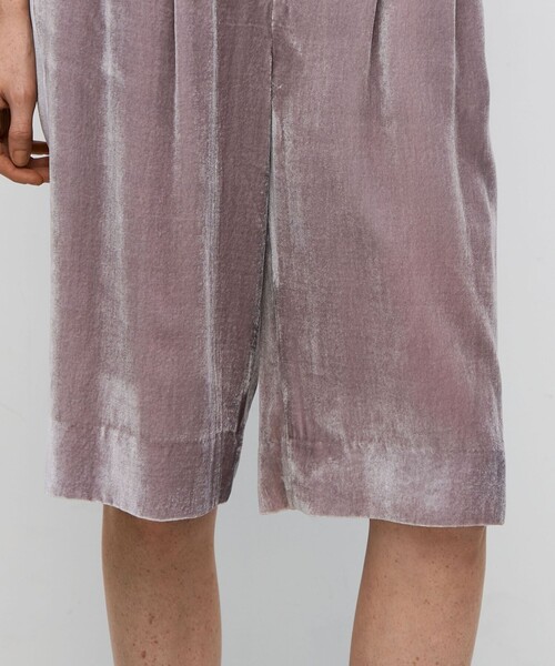 BACCA（バッカ）の「レーヨンシルクベルベットリラックスショーツ（その他パンツ・レディース・ダークブルー/ライトパープル・36/34）」の10枚目の写真