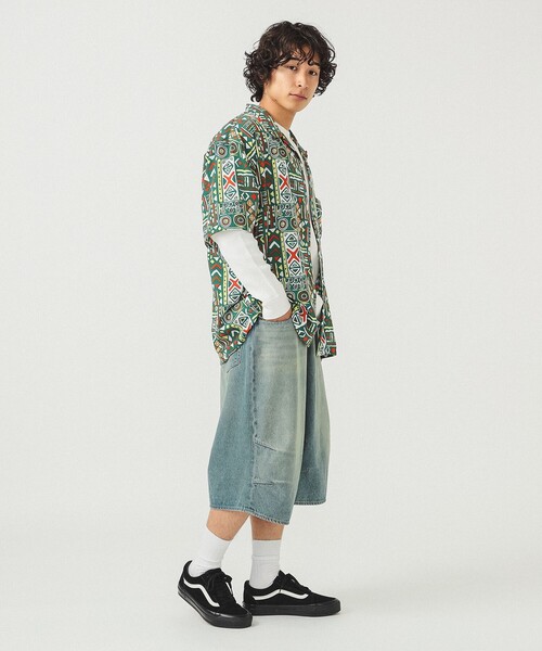 BEAMS（ビームス）の「ジオメトリックプリント オープンカラーシャツ（シャツ/ブラウス・メンズ・ホワイト/グリーン・S/M/L/XL）」の4枚目の写真