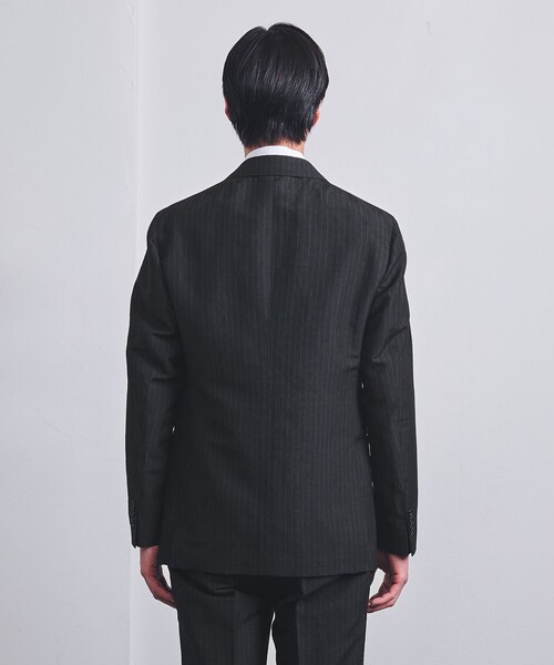 UNITED ARROWS(ユナイテッドアローズ)の「ANGELICO チョークストライプ ダブル 4ボタン テーラードジャケット R-MODEL(テーラードジャケット・メンズ・ブラック・46/48/52)」の5枚目の写真