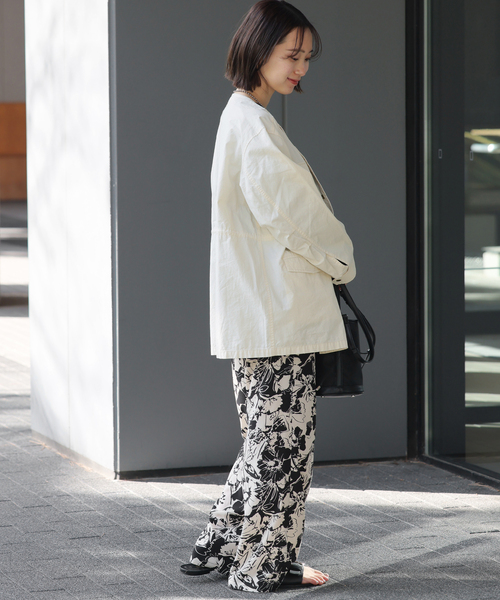 JOURNAL STANDARD relume（ジャーナルスタンダード　レリューム）の「コットンブロードノーカラーM65（ミリタリージャケット・レディース・カーキ/アイボリー・FREE）」の4枚目の写真