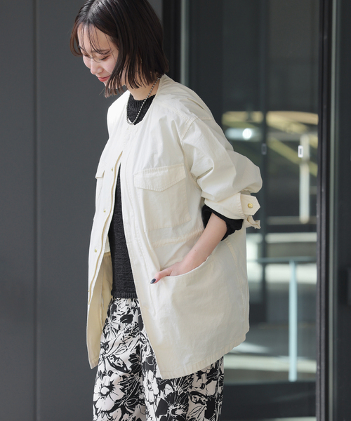 JOURNAL STANDARD relume（ジャーナルスタンダード　レリューム）の「コットンブロードノーカラーM65（ミリタリージャケット・レディース・カーキ/アイボリー・FREE）」の9枚目の写真