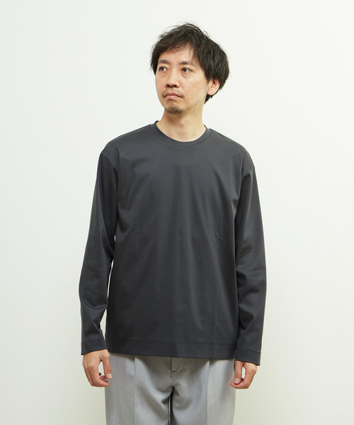 MEN'S MELROSE（メンズメルローズ）の「マーセライズドスムースクルーネックロングスリーブTシャツ（Tシャツ/カットソー・メンズ・チャコールグレー/ベージュ/ホワイト・3/4/2）」の19枚目の写真