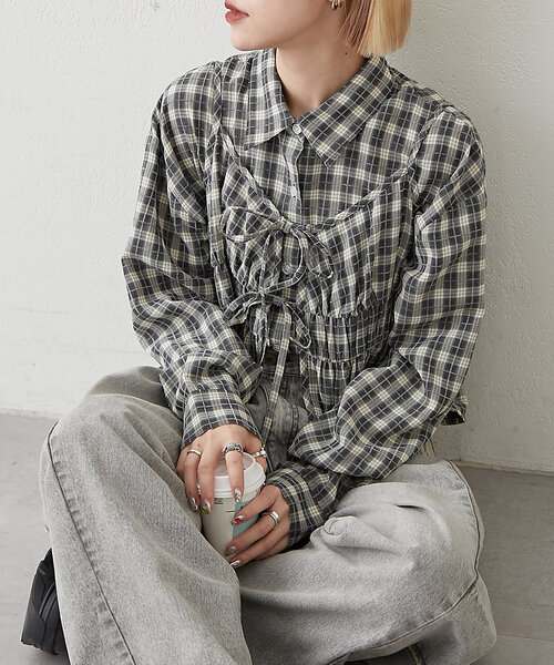 w closet(ダブルクローゼット)の「【2SETアイテム】ビスチェ付チェックシャツ(シャツ/ブラウス・レディース・ブルー/パープル/ブラック・FREE)」の5枚目の写真