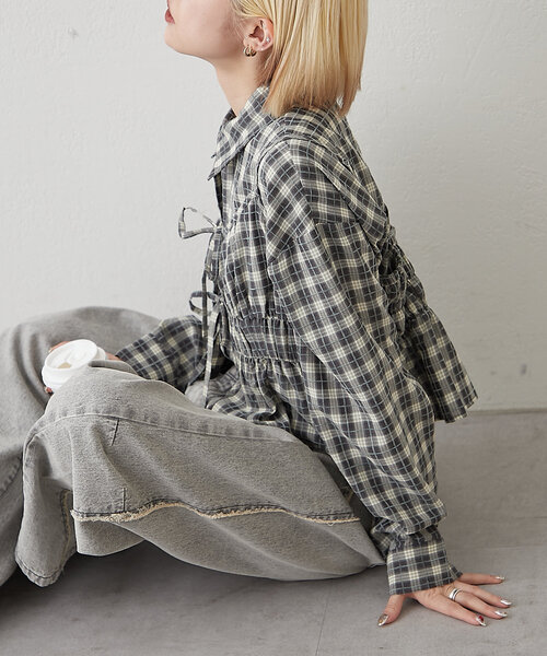 w closet(ダブルクローゼット)の「【2SETアイテム】ビスチェ付チェックシャツ(シャツ/ブラウス・レディース・ブルー/パープル/ブラック・FREE)」の7枚目の写真