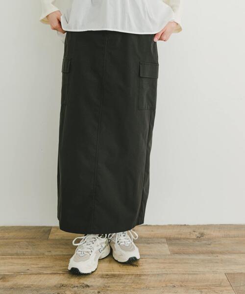 ITEMS URBANRESEARCH（アイテムズ アーバンリサーチ）の「アウトポケットロングスカート（スカート・レディース・ベージュ/ブラック/カーキ・FREE）」の20枚目の写真
