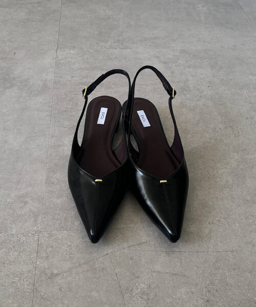 DouDou（ドゥドゥ）の「【WEB限定】ソフトカットバックストラップパンプス（ブーツ・レディース・ブラック/シルバー・23cm/23.5cm/24cm/24.5cm）」の6枚目の写真