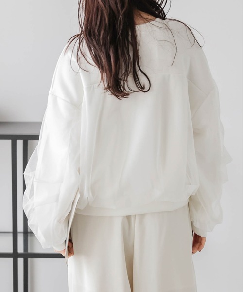 AMELY(エミリー)の「チュールレイヤードプルオーバー(Tシャツ/カットソー・レディース・ホワイト/ベージュ/ブラック・フリー)」の7枚目の写真