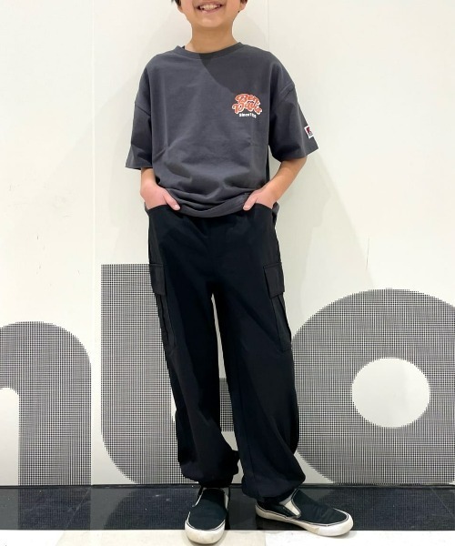 BEN DAVIS（ベンデイビス）の「【BEN DAVIS】カーグラフィックＴシャツ（Tシャツ/カットソー・キッズ・オフホワイト/ブラック/パープル・130/140/150/160）」の14枚目の写真