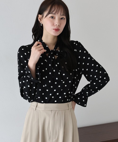 【emily】T.japanドットブラウス　ホワイト emily】T.japanドットブラウス ホワイト emily】T.japanドット