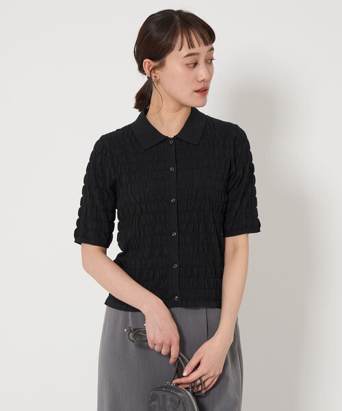 green label relaxing(グリーンレーベルリラクシング)の「シャーリング ポロニット カーディガン -ウォッシャブル-(カーディガン/ボレロ・レディース・オフホワイト/ネイビー/イエロー・FREE)」の3枚目の写真