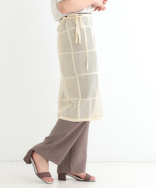 Cutie Blonde（キューティーブロンド）の「パッチワーク風ニット 巻きスカート（スカート・レディース・ブラック/アイボリー・00）」の6枚目の写真