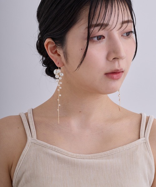 CALIN STANDARD(カリンスタンダード)の「◆◆金属アレルギー対応◆◆〈ecru〉ロングチェーンパールピアス(ピアス(両耳用)・レディース・ゴールド・FREE)」の6枚目の写真
