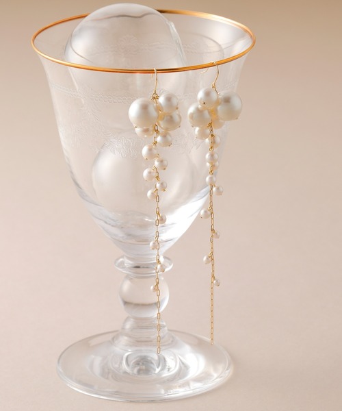CALIN STANDARD(カリンスタンダード)の「◆◆金属アレルギー対応◆◆〈ecru〉ロングチェーンパールピアス(ピアス(両耳用)・レディース・ゴールド・FREE)」の7枚目の写真
