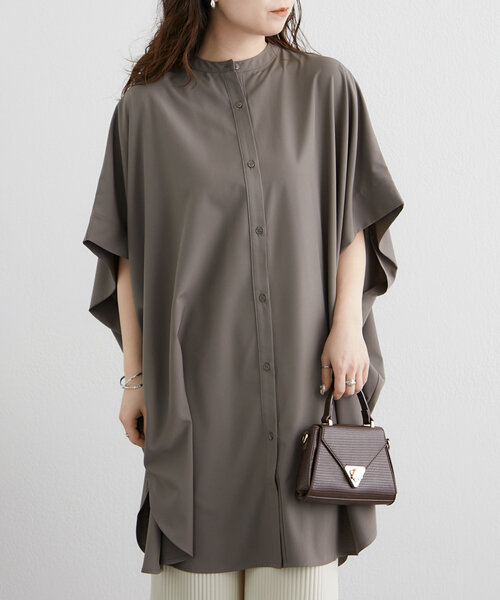 Another Branch olive des olive(アナザーブランチオリーブデオリーブ)の「【リバイバル】再生産決定!ドルマンBIGシャツ(シャツ/ブラウス・レディース・ブラック/オフホワイト/カーキ/ドット/ロイヤルブルー/ブラウン/その他11・FREE)」の4枚目の写真