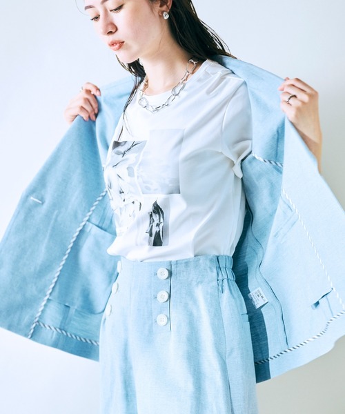 Audie a Muses(オーディアミューズ)の「フォトプリントTシャツ(Tシャツ/カットソー・レディース・ブラック/オフホワイト・42/38)」の5枚目の写真