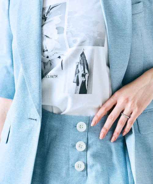 Audie a Muses(オーディアミューズ)の「フォトプリントTシャツ(Tシャツ/カットソー・レディース・ブラック/オフホワイト・42/38)」の11枚目の写真