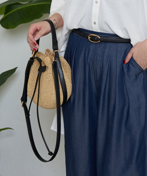 Jena espace merveilleux（ジェナ　エスパスメルヴェイユ）の「ラフィア巾着バッグ（トートバッグ・レディース・ブラック/ベージュ・FREE）」の10枚目の写真