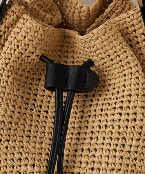 Jena espace merveilleux（ジェナ　エスパスメルヴェイユ）の「ラフィア巾着バッグ（トートバッグ・レディース・ブラック/ベージュ・FREE）」の12枚目の写真