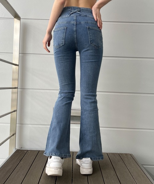 セール】3つ釦ハイウエストフレアパンツ（デニムパンツ）｜GLAMOROUS