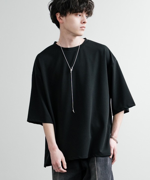 Rocky Monroe（ロッキーモンロー）の「UVカット 梨地裾スリット オーバーサイズストレッチクルーネック半袖Tシャツ ビッグTシャツ（Tシャツ/カットソー・メンズ・ダークグレー/ベージュ/ブルーグレー/ブラック/ダークグリーン/オフホワイト・M/L/LL）」の11枚目の写真